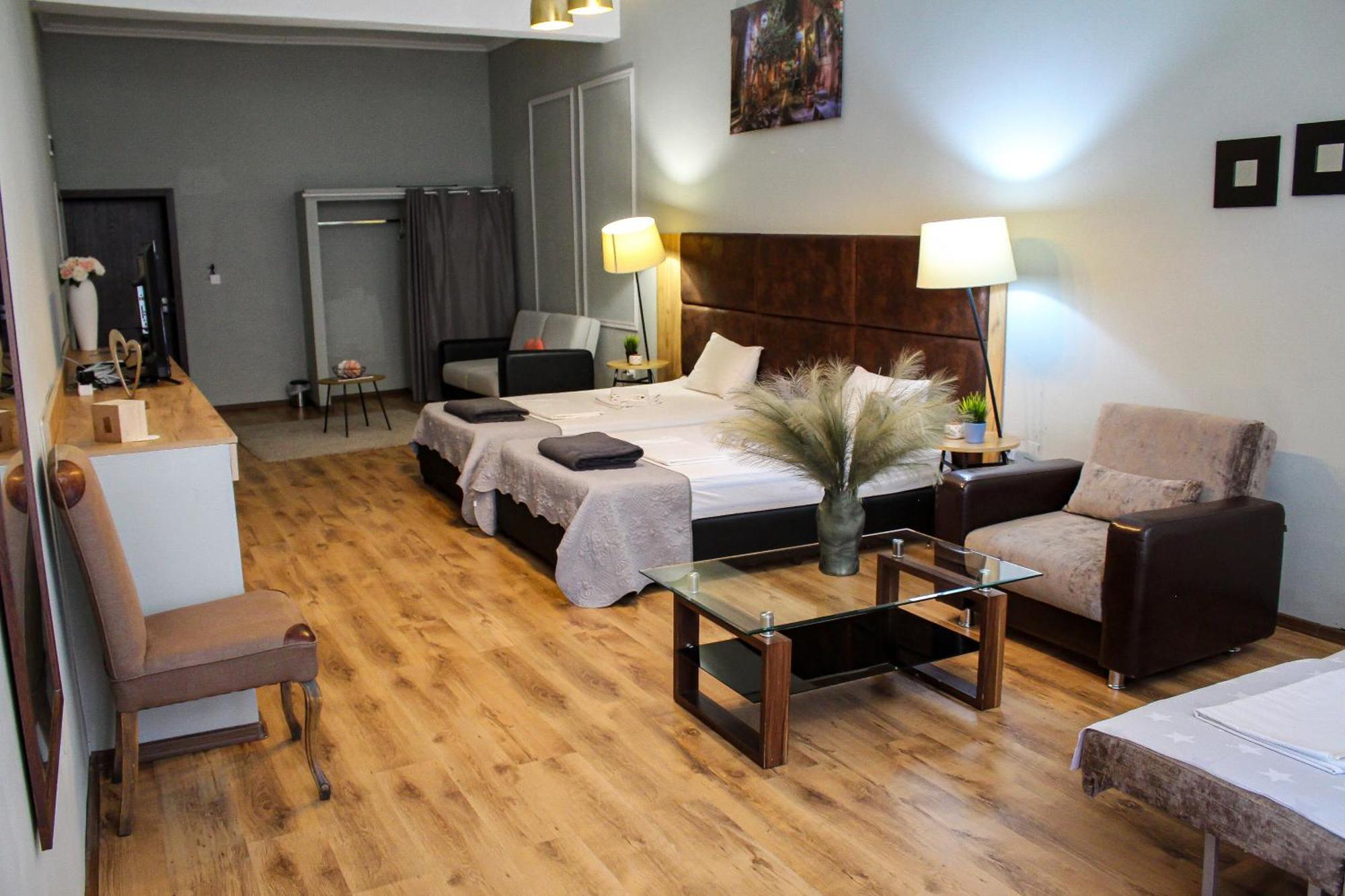 R34 Boutique Guest House เวลีคอเทอร์โนโว ภายนอก รูปภาพ