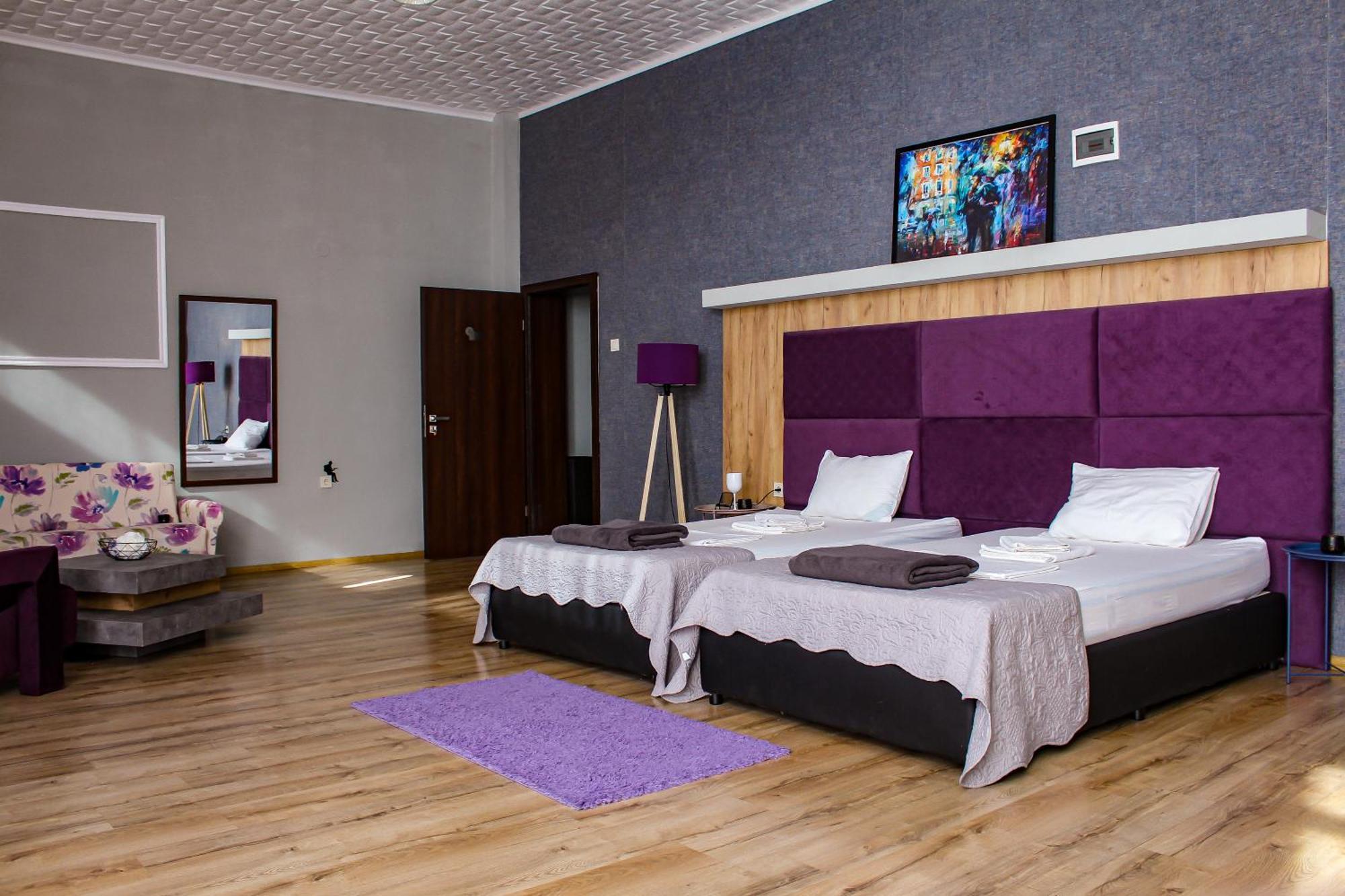 R34 Boutique Guest House เวลีคอเทอร์โนโว ภายนอก รูปภาพ