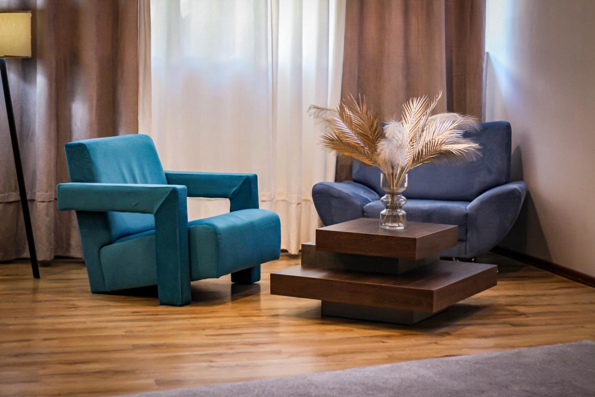 R34 Boutique Guest House เวลีคอเทอร์โนโว ภายนอก รูปภาพ
