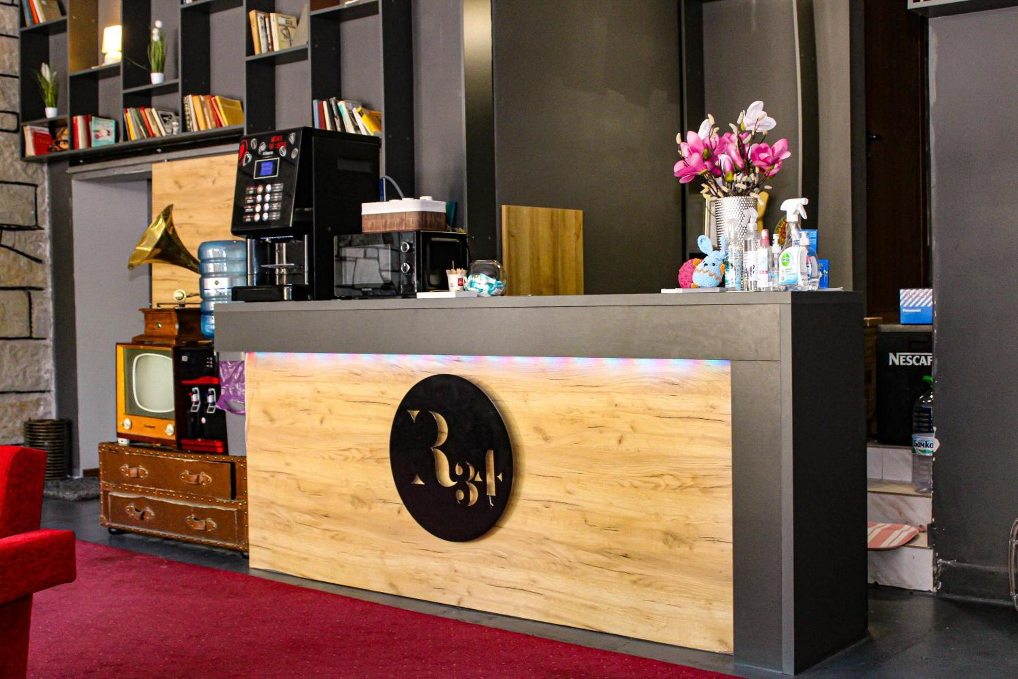 R34 Boutique Guest House เวลีคอเทอร์โนโว ภายนอก รูปภาพ