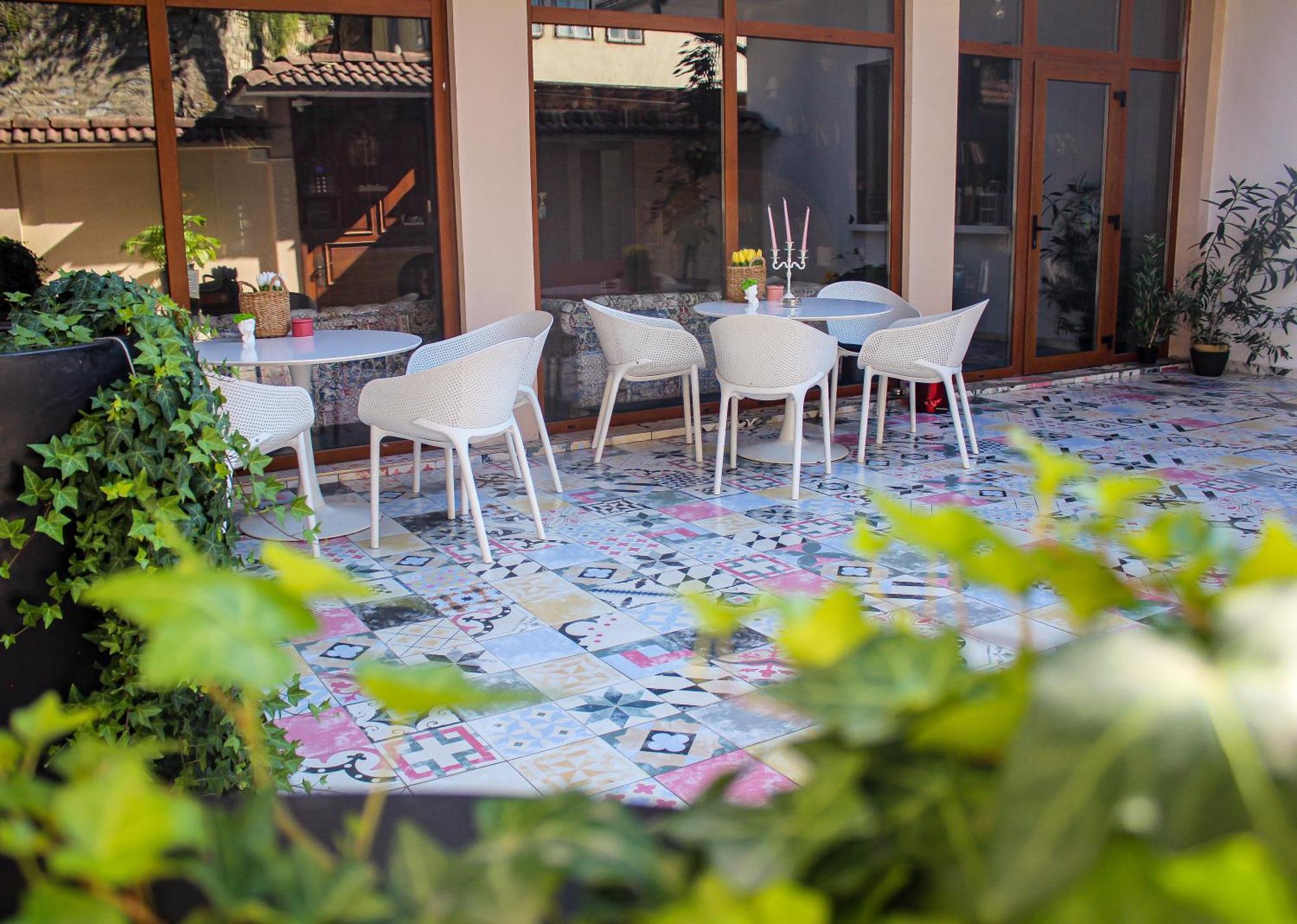 R34 Boutique Guest House เวลีคอเทอร์โนโว ภายนอก รูปภาพ