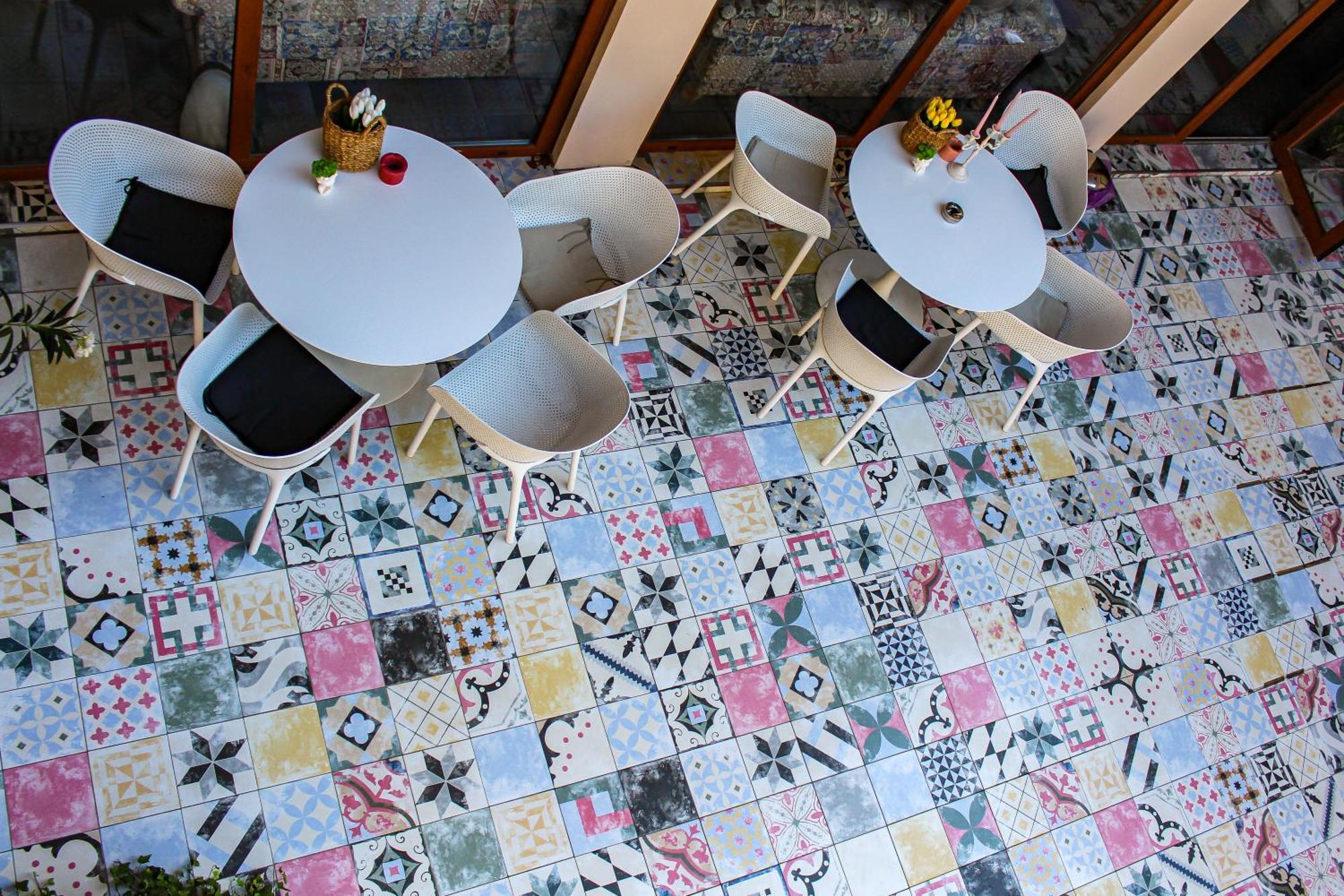 R34 Boutique Guest House เวลีคอเทอร์โนโว ภายนอก รูปภาพ