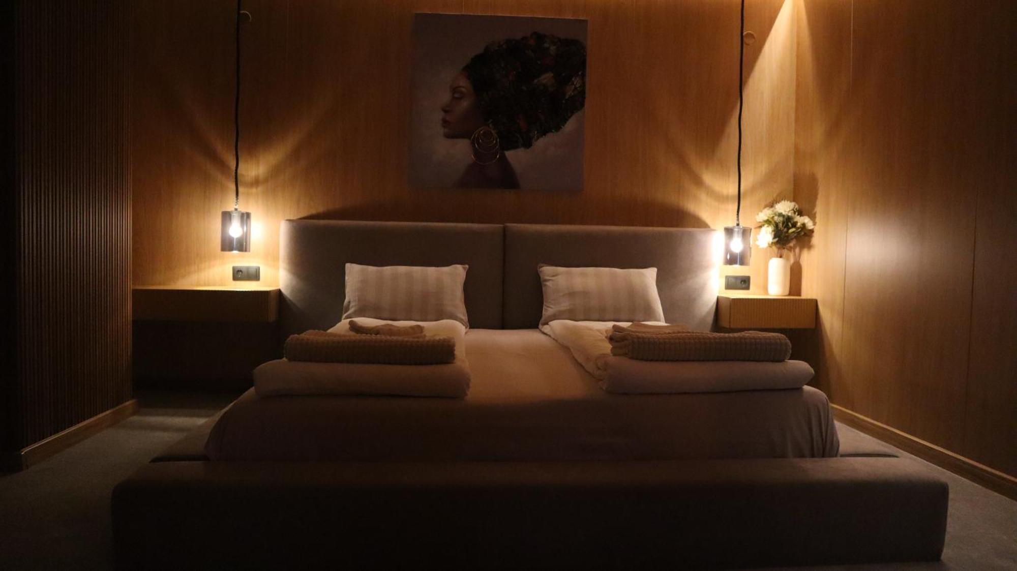 R34 Boutique Guest House เวลีคอเทอร์โนโว ภายนอก รูปภาพ